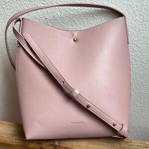 Samara Anthropologie Cross Body Bucket Bag in Rose Blush Pink Vegan…